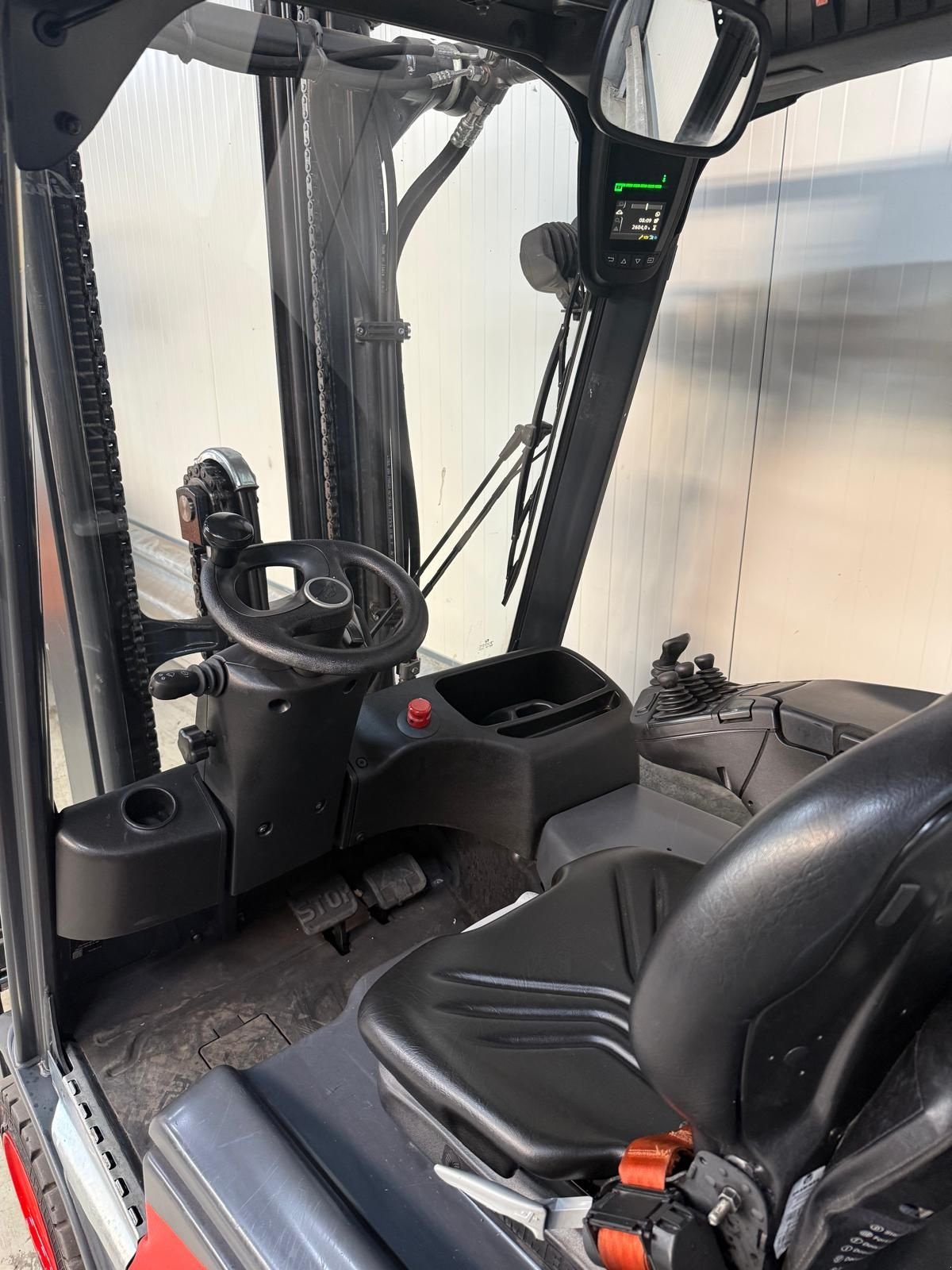 Frontstapler du type Linde E16-02, Gebrauchtmaschine en Vianen (Photo 4)