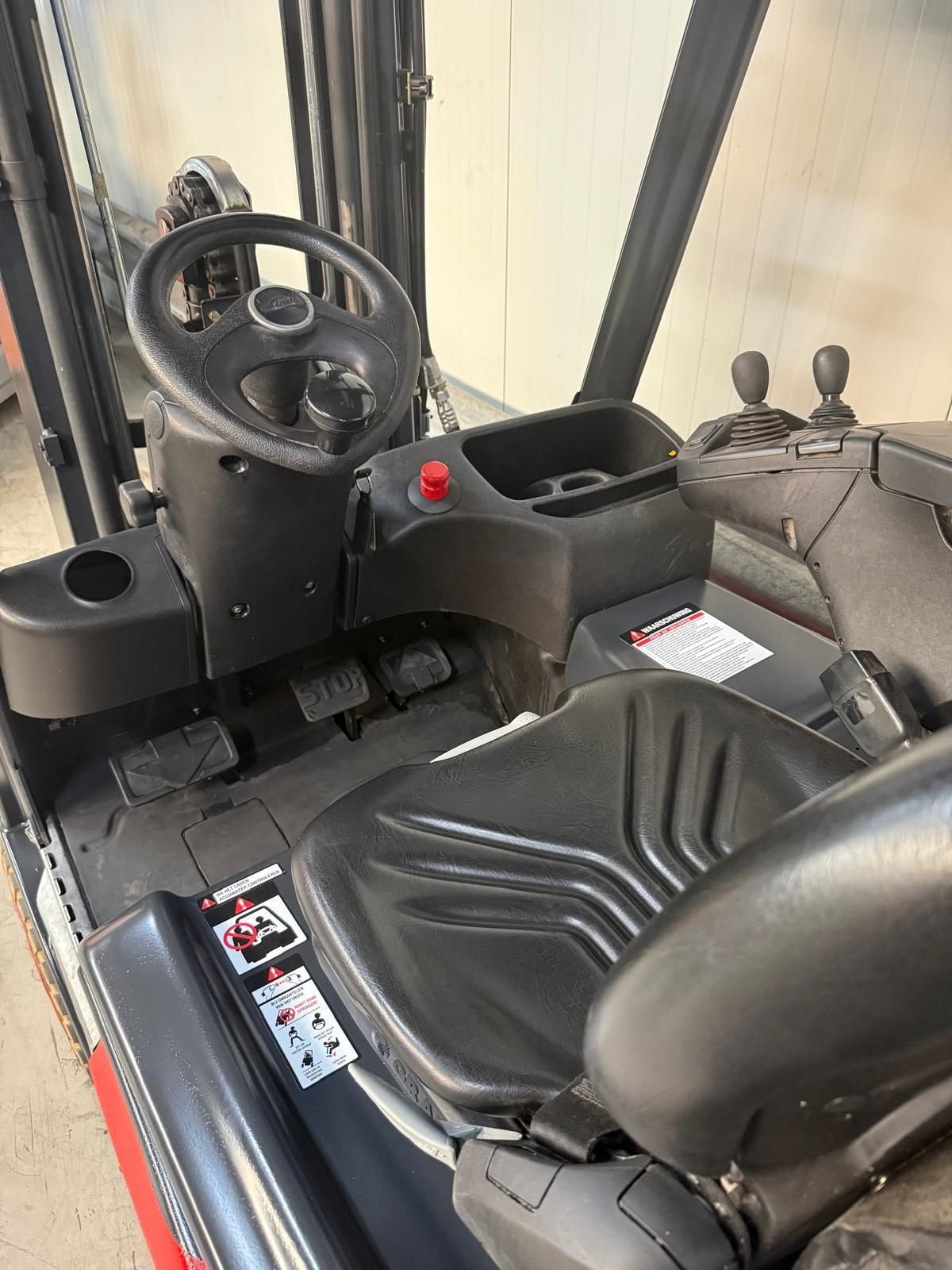 Frontstapler Türe ait Linde E16-02, Gebrauchtmaschine içinde Vianen (resim 4)