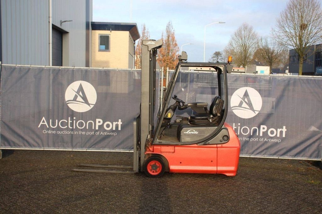 Frontstapler tipa Linde E16-02, Gebrauchtmaschine u Antwerpen (Slika 2)