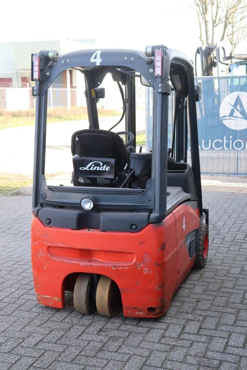 Frontstapler del tipo Linde E16-02, Gebrauchtmaschine In Antwerpen (Immagine 7)