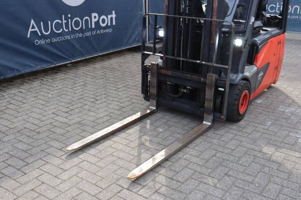 Frontstapler Türe ait Linde E16-02, Gebrauchtmaschine içinde Antwerpen (resim 11)