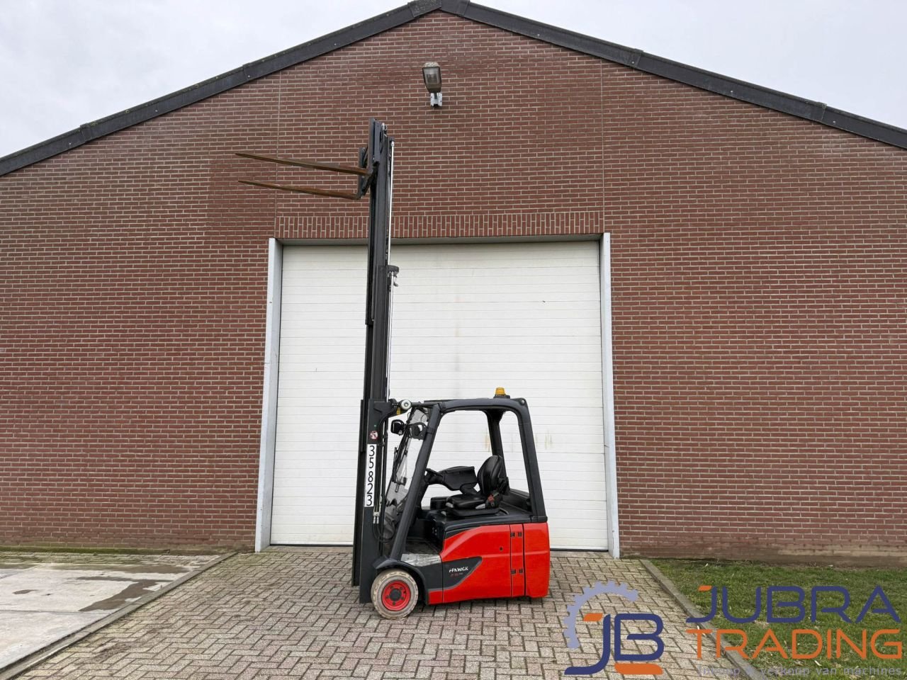 Frontstapler van het type Linde E16-02, Gebrauchtmaschine in Buggenum (Foto 9)