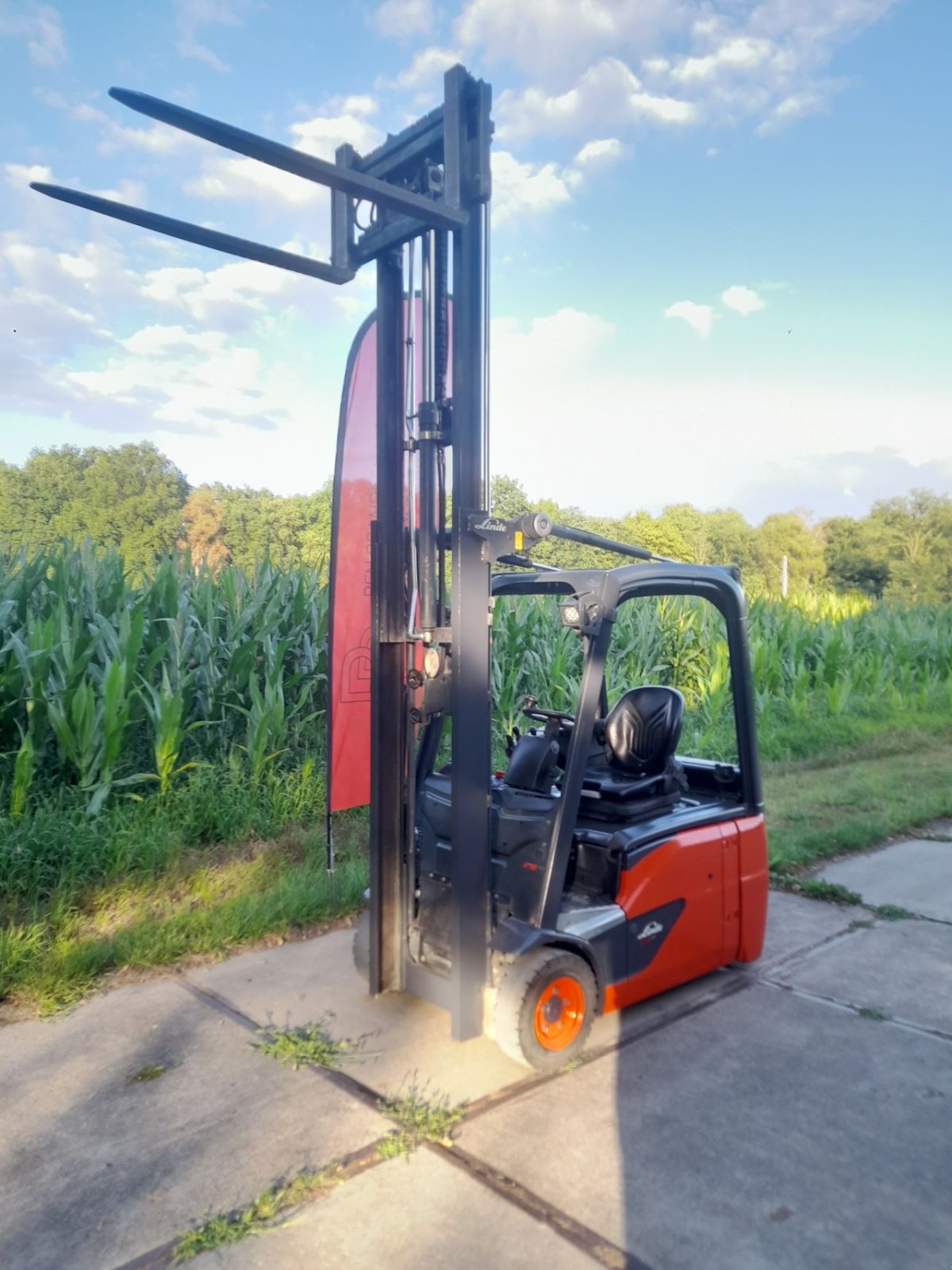 Frontstapler typu Linde E16-02, Gebrauchtmaschine v Veenendaal (Obrázek 7)