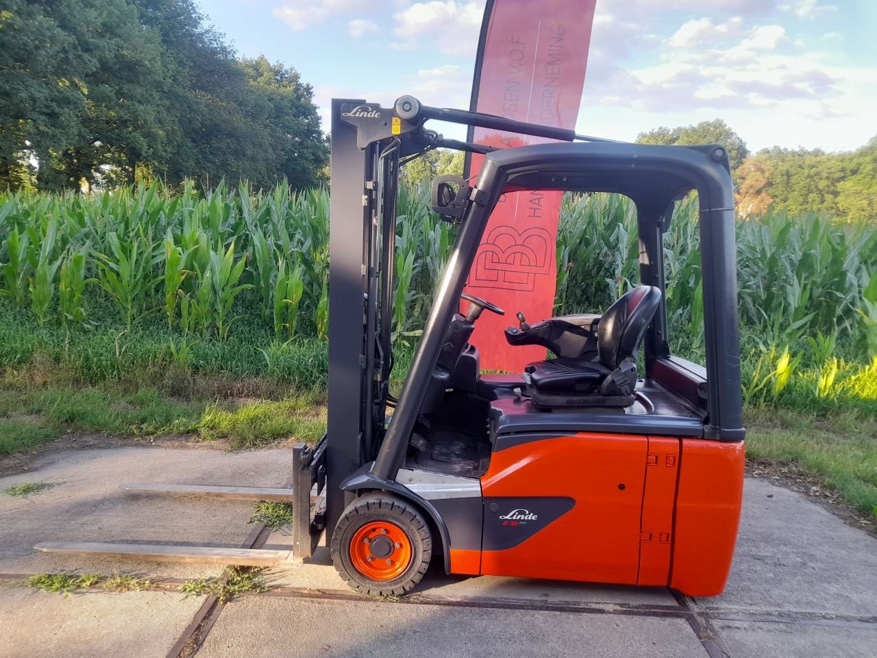 Frontstapler typu Linde E16-02, Gebrauchtmaschine v Veenendaal (Obrázek 3)