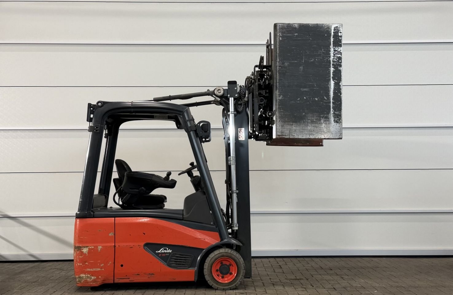 Frontstapler del tipo Linde E16-02, Gebrauchtmaschine en Winterswijk (Imagen 3)