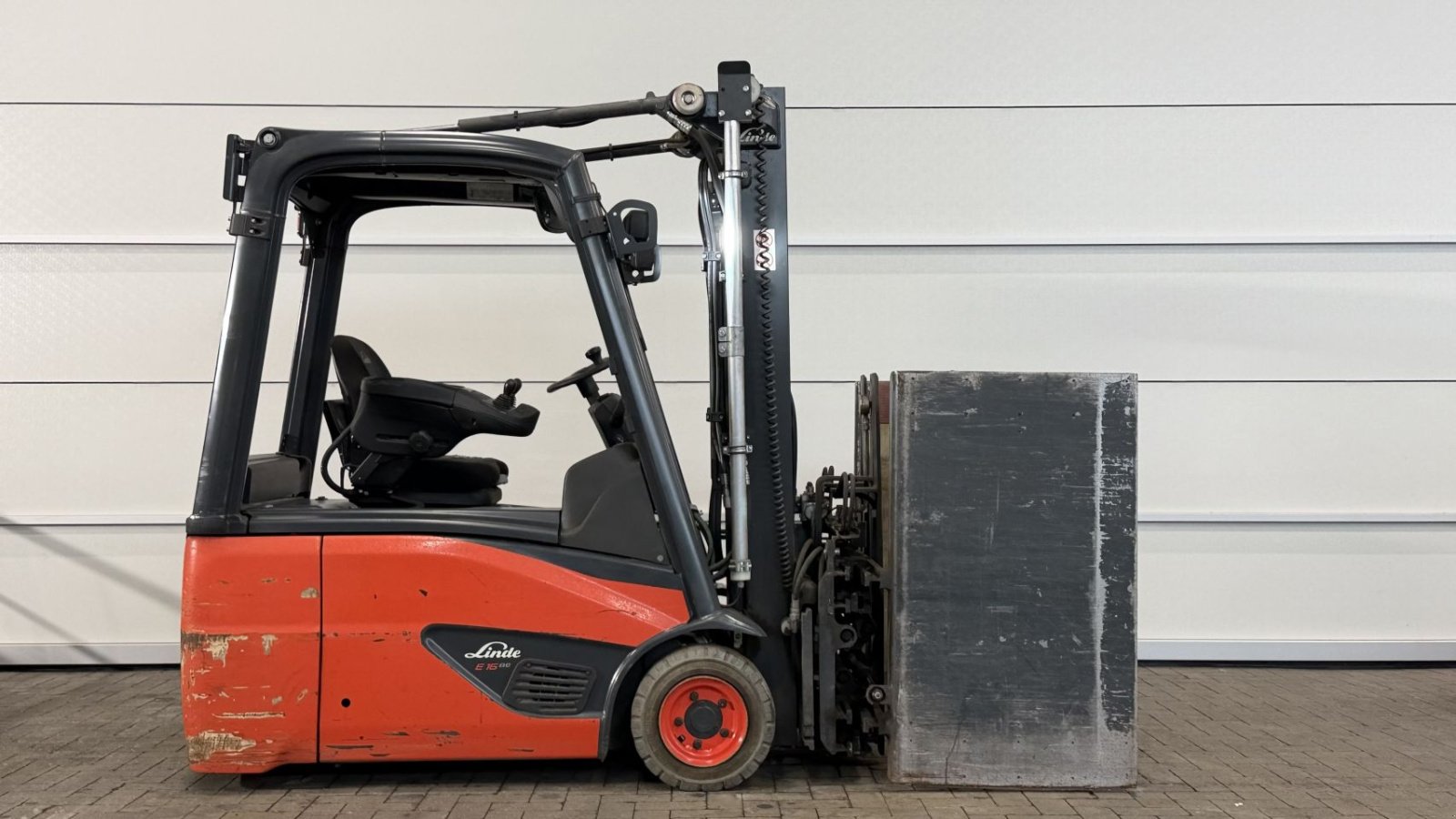 Frontstapler del tipo Linde E16-02, Gebrauchtmaschine en Winterswijk (Imagen 2)