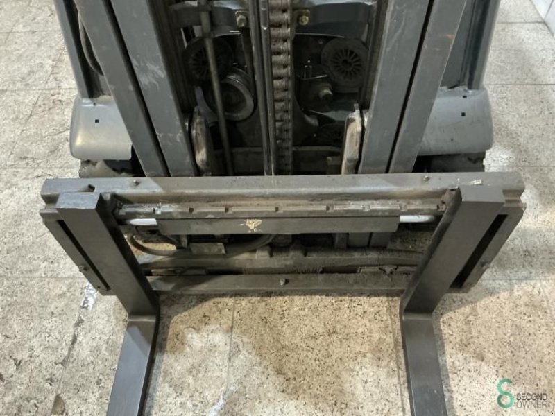 Frontstapler du type Linde E16-02, Gebrauchtmaschine en Wijchen (Photo 5)