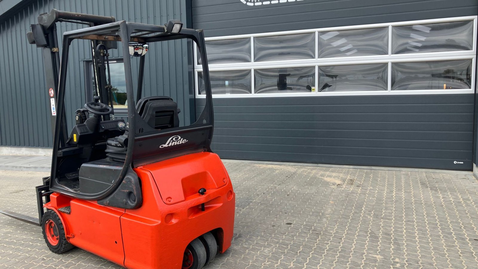 Frontstapler typu Linde E16 Linde E16 Triplex og Friløft, Gebrauchtmaschine v Horsens (Obrázok 16)
