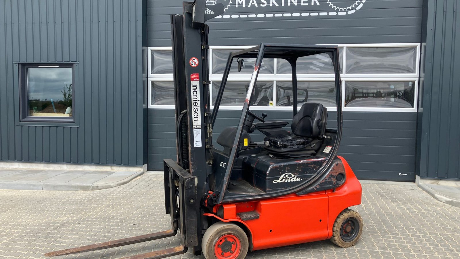 Frontstapler typu Linde E16 Linde E16 Triplex og Friløft, Gebrauchtmaschine v Horsens (Obrázok 13)