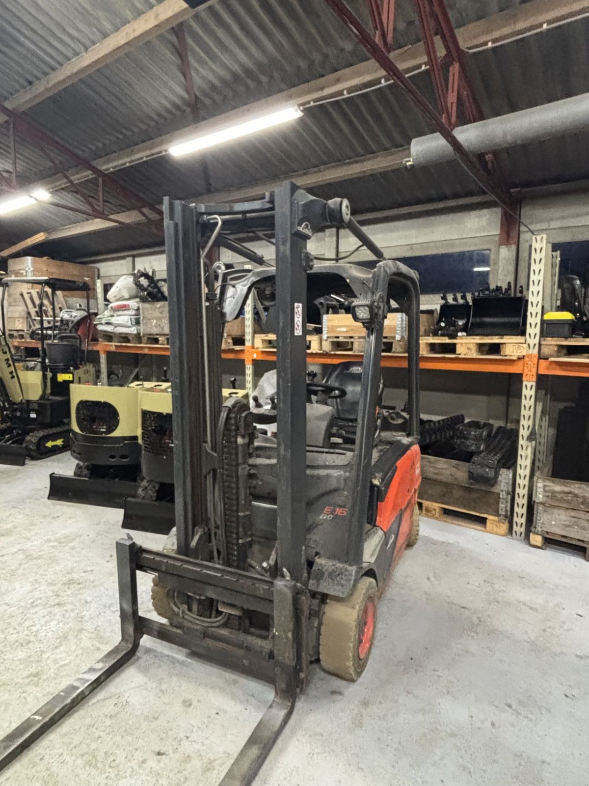 Frontstapler a típus Linde E16, Gebrauchtmaschine ekkor: ZEGVELD (Kép 3)