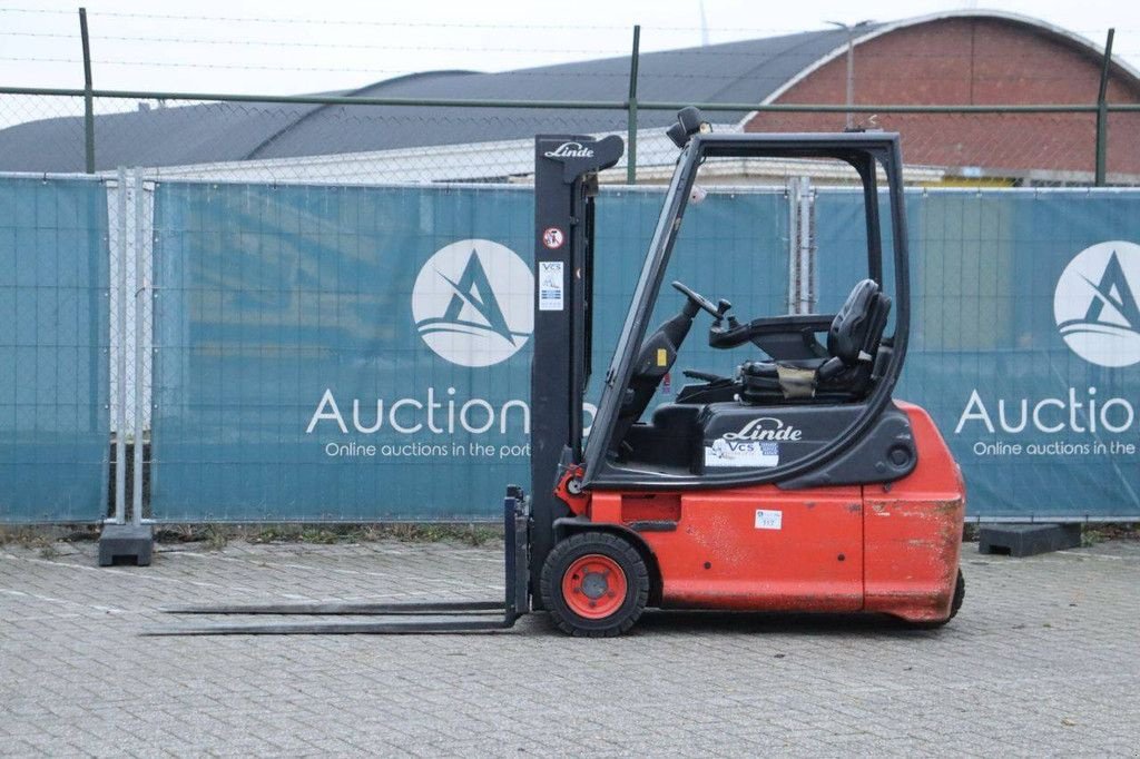 Frontstapler typu Linde E16, Gebrauchtmaschine w Antwerpen (Zdjęcie 2)