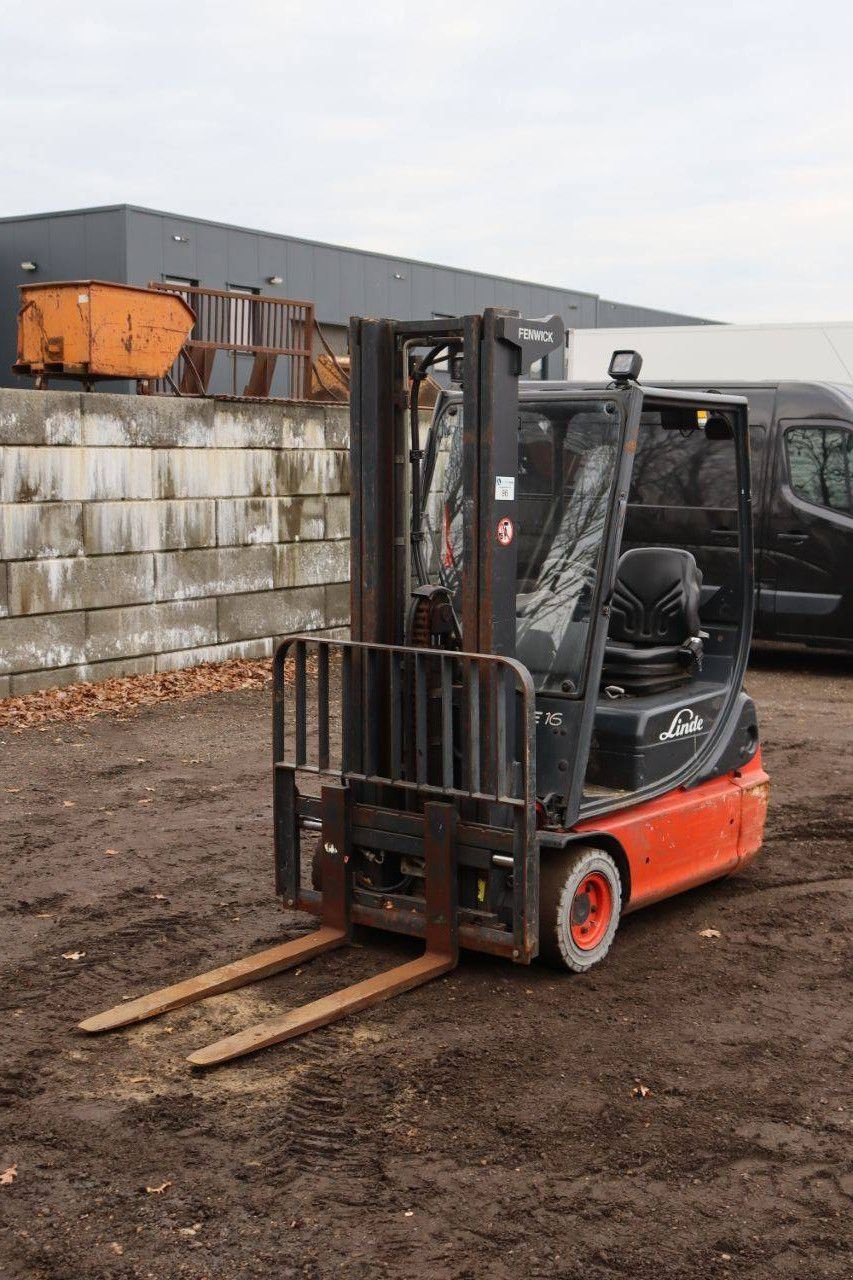 Frontstapler des Typs Linde E16, Gebrauchtmaschine in Antwerpen (Bild 10)