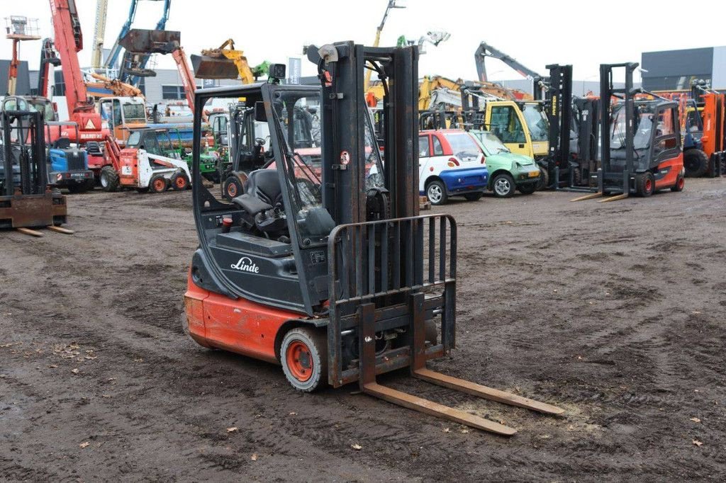 Frontstapler des Typs Linde E16, Gebrauchtmaschine in Antwerpen (Bild 8)