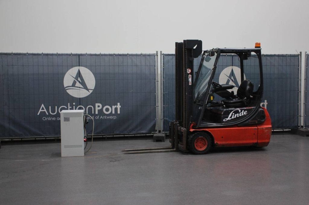 Frontstapler typu Linde E16, Gebrauchtmaschine v Antwerpen (Obrázek 1)