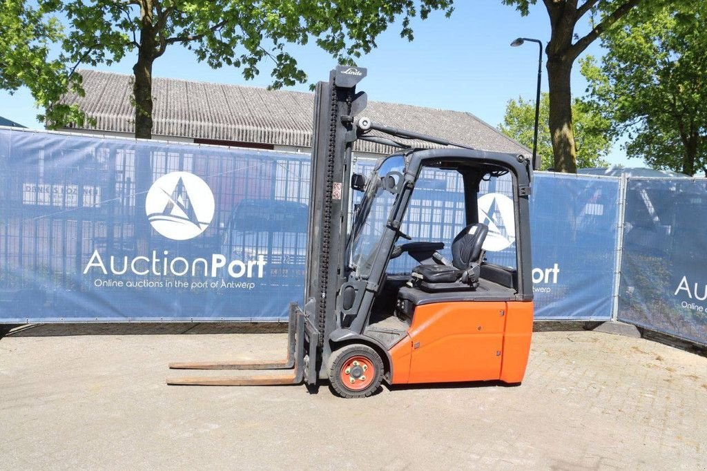 Frontstapler typu Linde E16, Gebrauchtmaschine v Antwerpen (Obrázok 1)