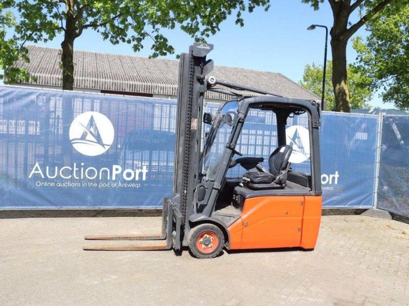 Frontstapler typu Linde E16, Gebrauchtmaschine v Antwerpen (Obrázok 1)