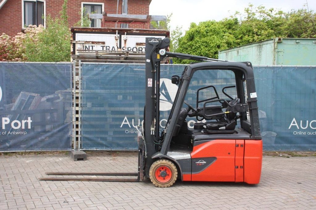 Frontstapler des Typs Linde E16, Gebrauchtmaschine in Antwerpen (Bild 2)