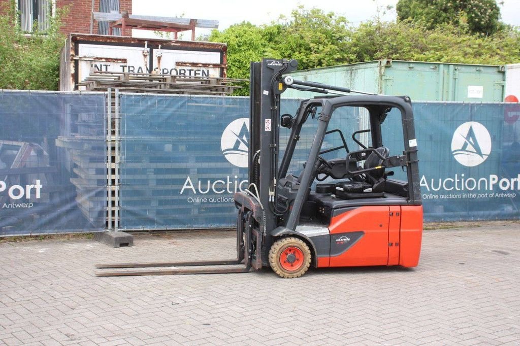 Frontstapler des Typs Linde E16, Gebrauchtmaschine in Antwerpen (Bild 1)