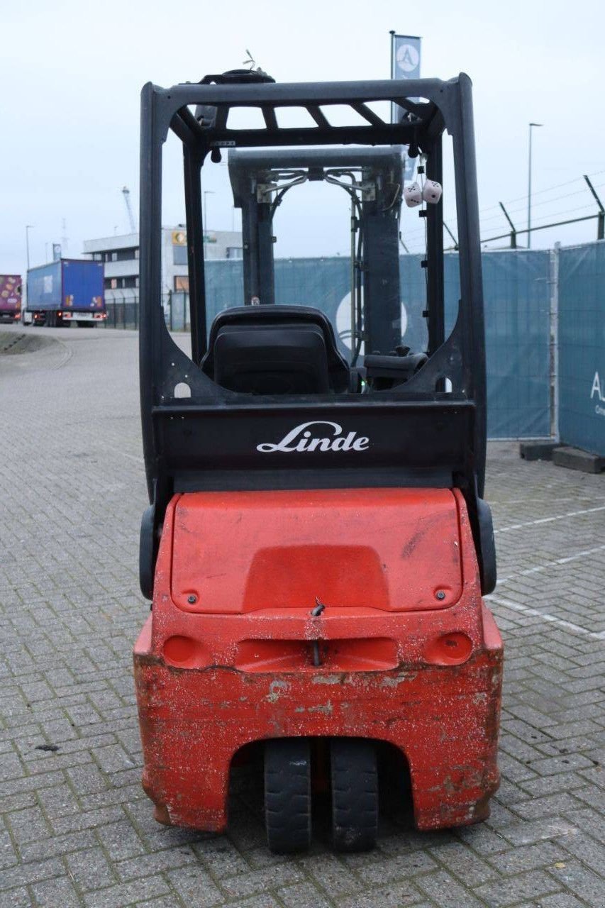 Frontstapler of the type Linde E16, Gebrauchtmaschine in Antwerpen (Picture 5)