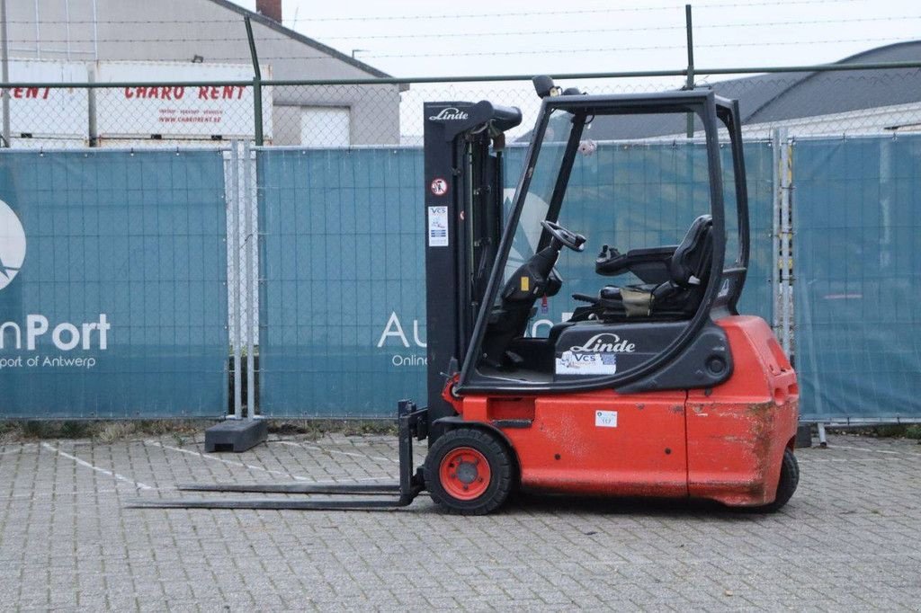 Frontstapler of the type Linde E16, Gebrauchtmaschine in Antwerpen (Picture 3)