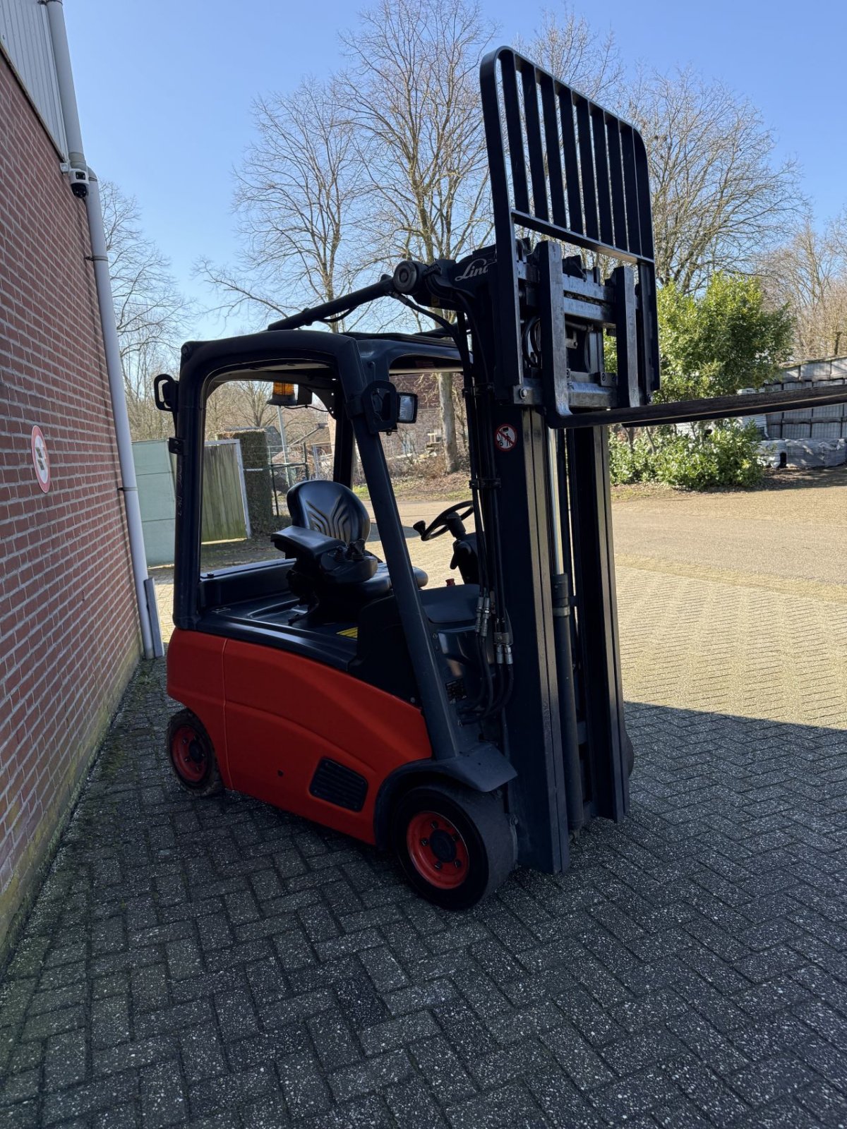 Frontstapler typu Linde e16, Gebrauchtmaschine v Heythuysen (Obrázok 2)