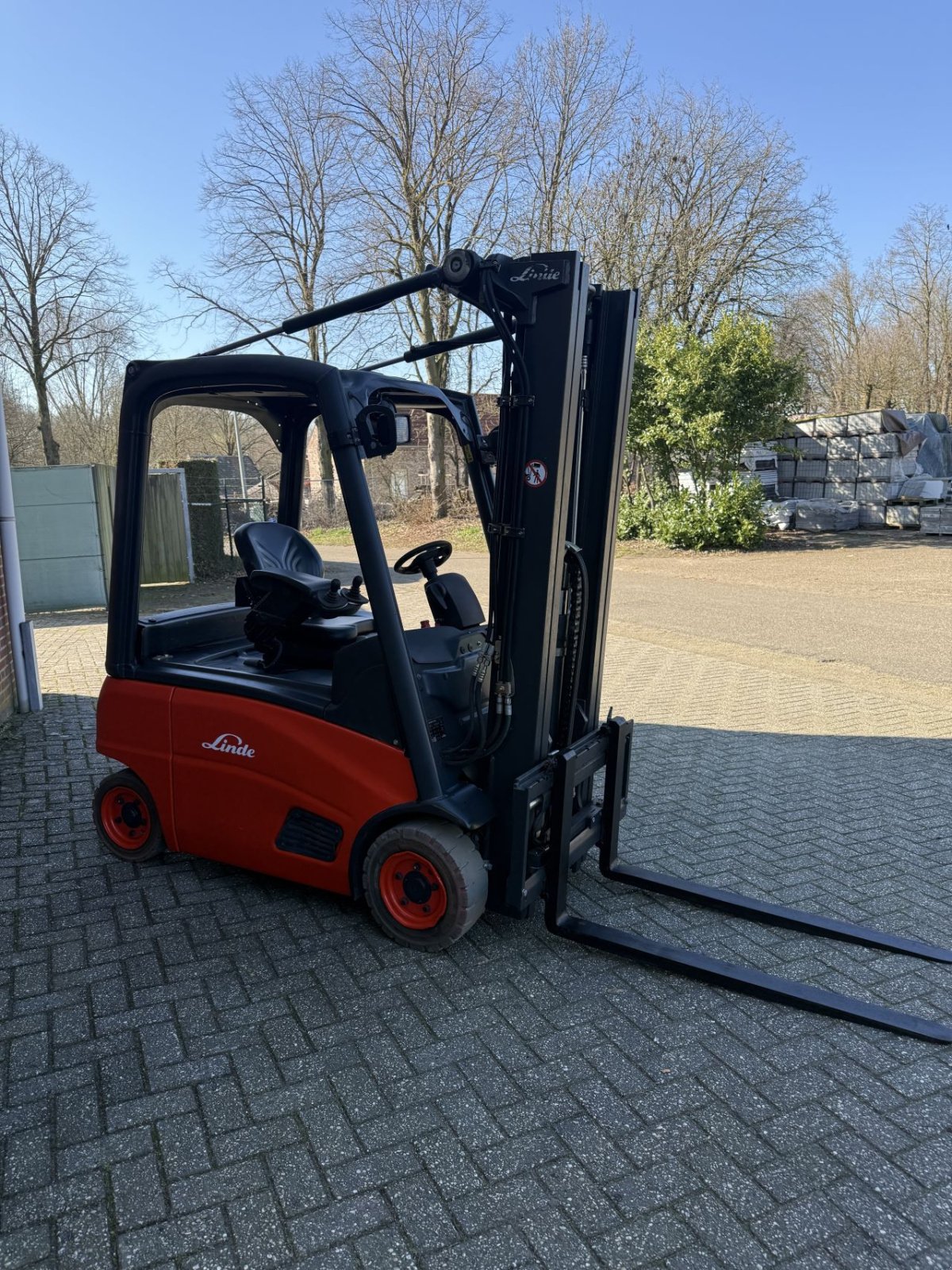 Frontstapler typu Linde e16, Gebrauchtmaschine v Heythuysen (Obrázok 2)