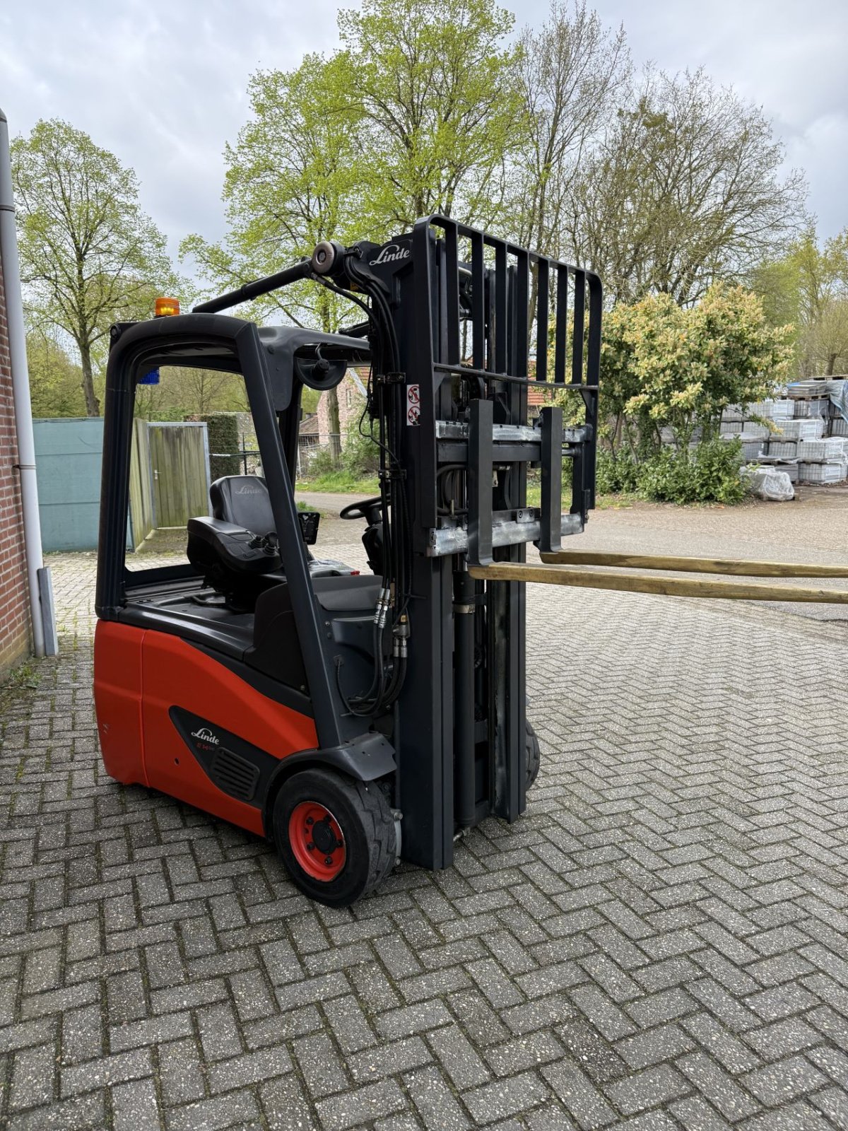 Frontstapler tip Linde e16, Gebrauchtmaschine in Heythuysen (Poză 2)