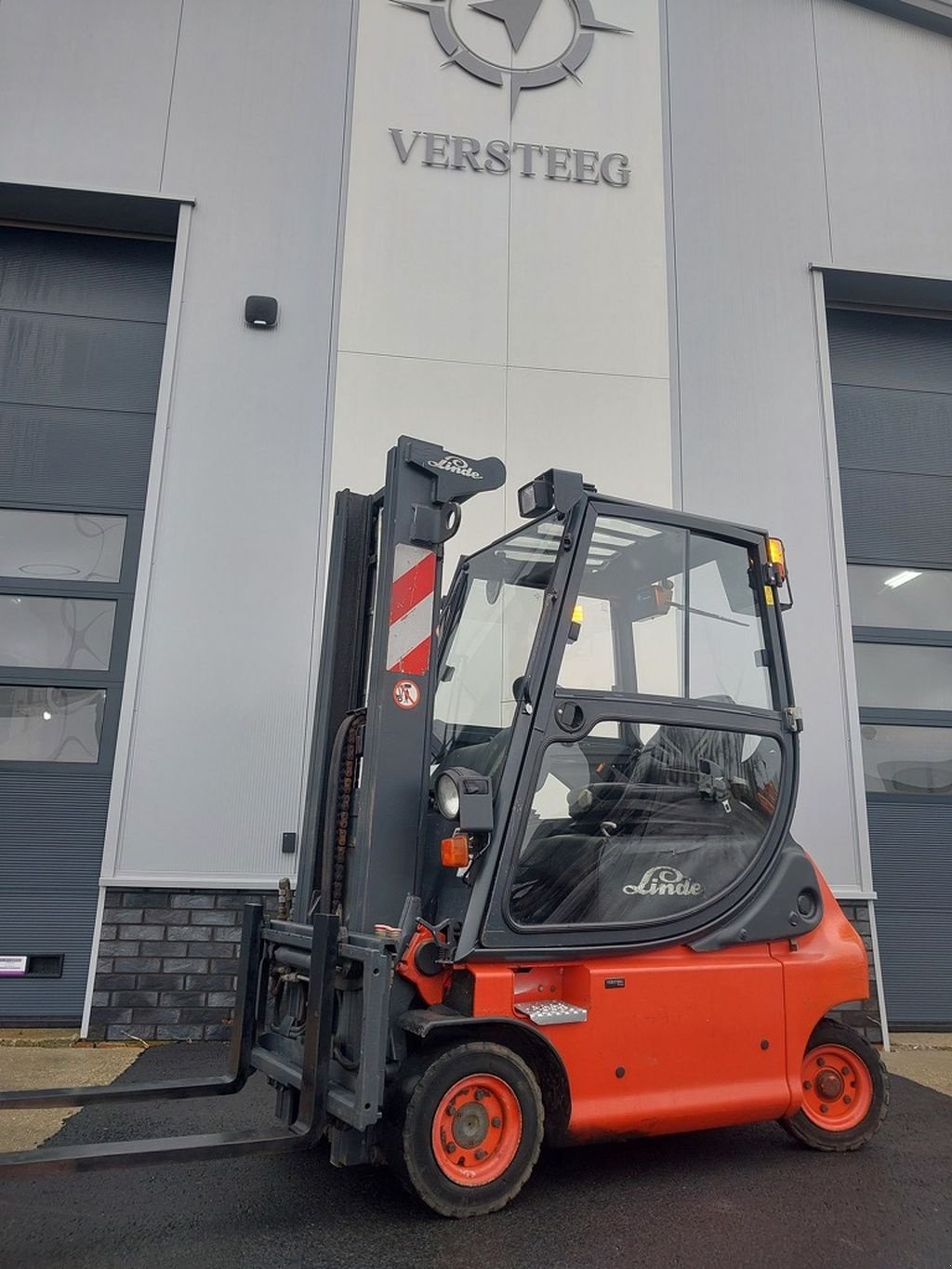 Frontstapler Türe ait Linde E16, Gebrauchtmaschine içinde Swifterbant (resim 2)