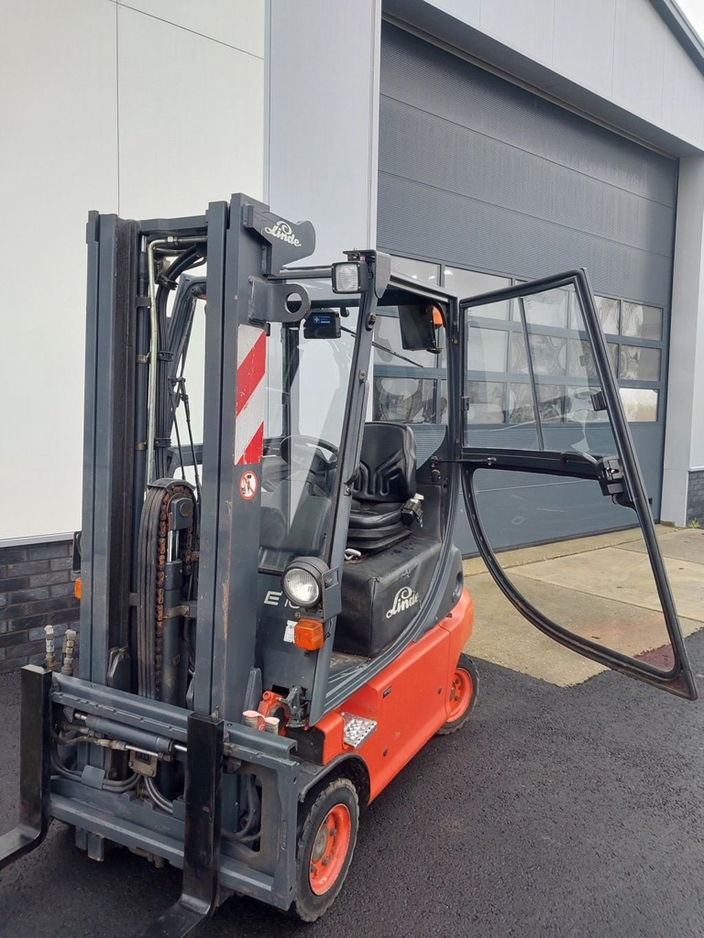 Frontstapler typu Linde E16, Gebrauchtmaschine v Swifterbant (Obrázok 4)