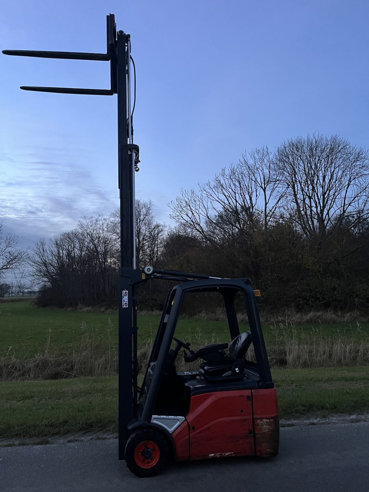 Frontstapler van het type Linde E16C-01, Gebrauchtmaschine in Lelystad (Foto 3)