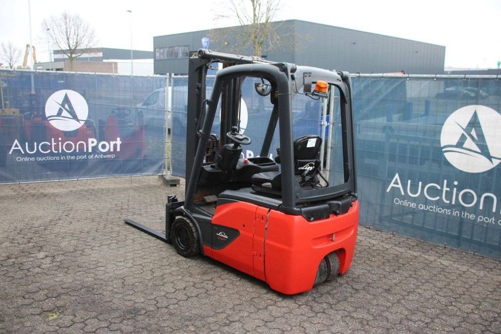 Frontstapler от тип Linde E16C-02, Gebrauchtmaschine в Antwerpen (Снимка 3)