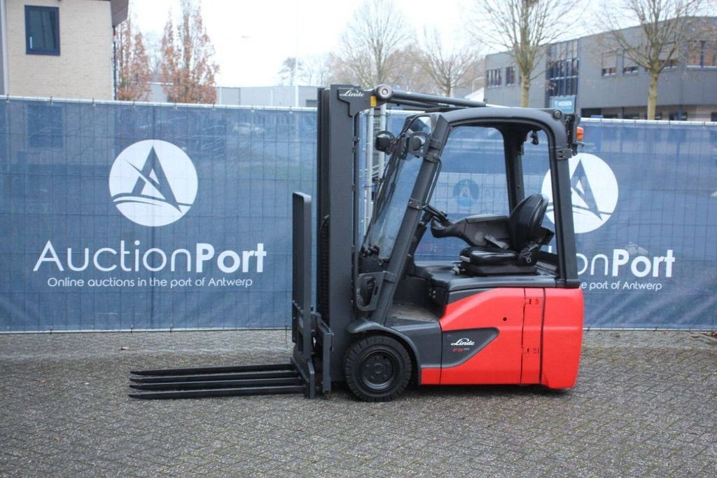 Frontstapler tipa Linde E16C-02, Gebrauchtmaschine u Antwerpen (Slika 1)