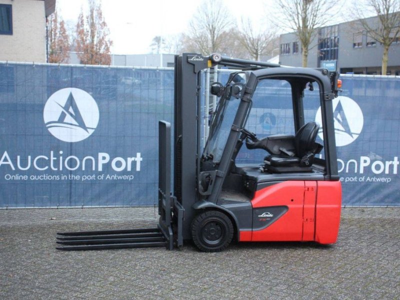 Frontstapler tip Linde E16C-02, Gebrauchtmaschine in Antwerpen (Poză 1)