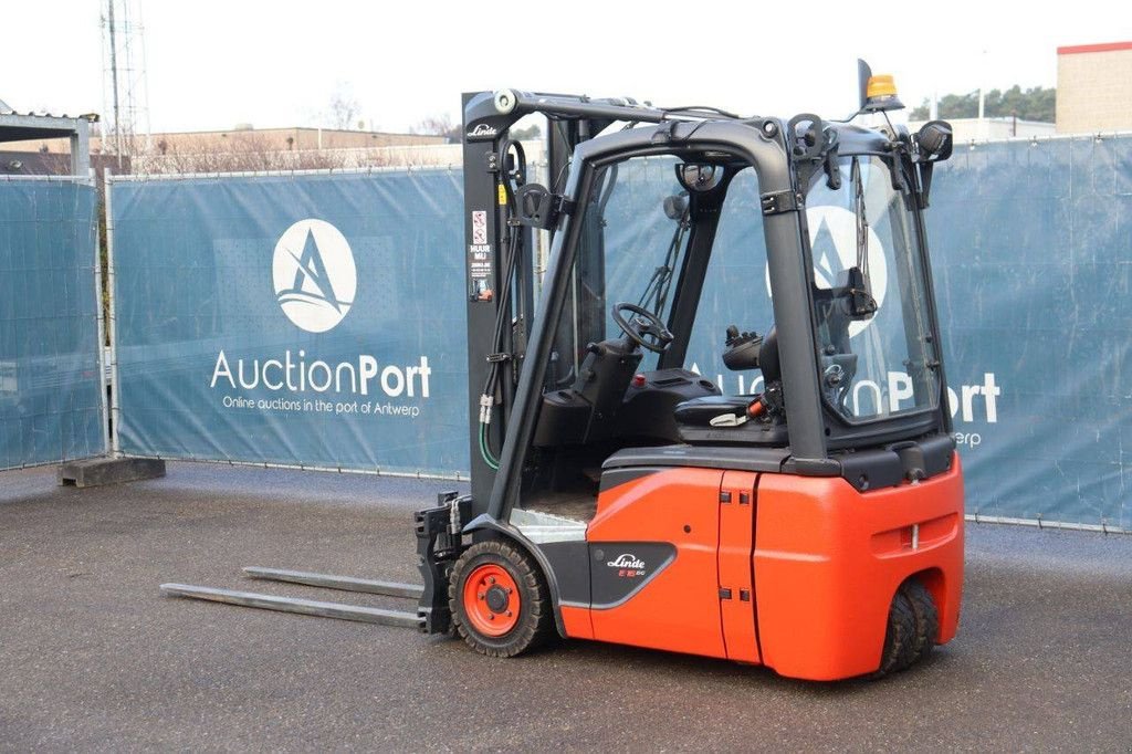 Frontstapler typu Linde E16C-02, Gebrauchtmaschine w Antwerpen (Zdjęcie 3)