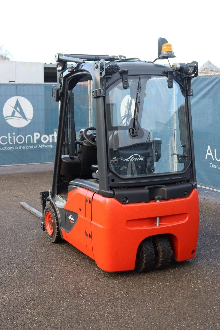 Frontstapler typu Linde E16C-02, Gebrauchtmaschine w Antwerpen (Zdjęcie 4)