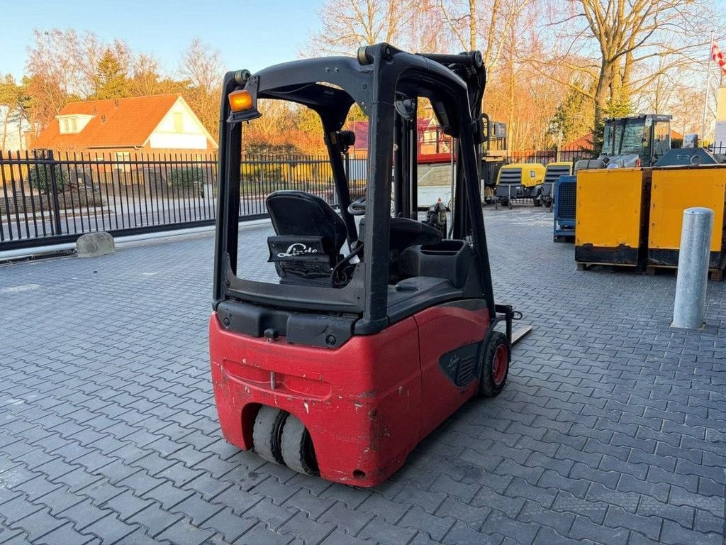 Frontstapler typu Linde E16C-02, Gebrauchtmaschine v Antwerpen (Obrázek 3)