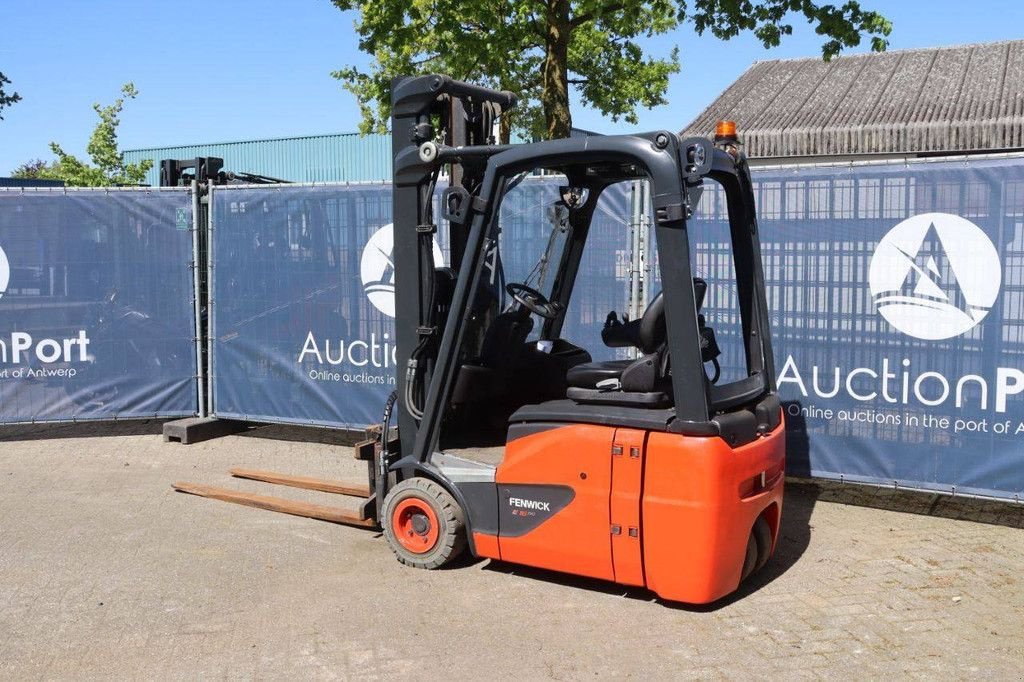 Frontstapler typu Linde E16C-02, Gebrauchtmaschine v Antwerpen (Obrázok 3)
