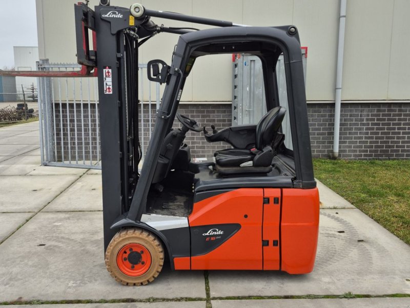 Frontstapler от тип Linde E16C-02, Gebrauchtmaschine в Biddinghuizen (Снимка 1)