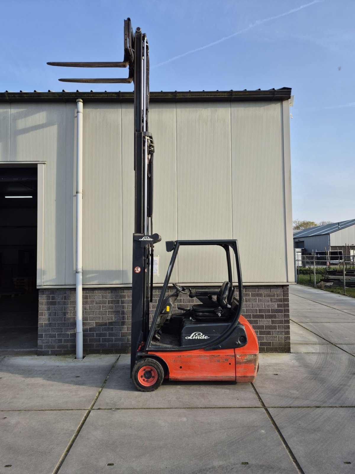 Frontstapler του τύπου Linde E16C-02, Gebrauchtmaschine σε Biddinghuizen (Φωτογραφία 10)