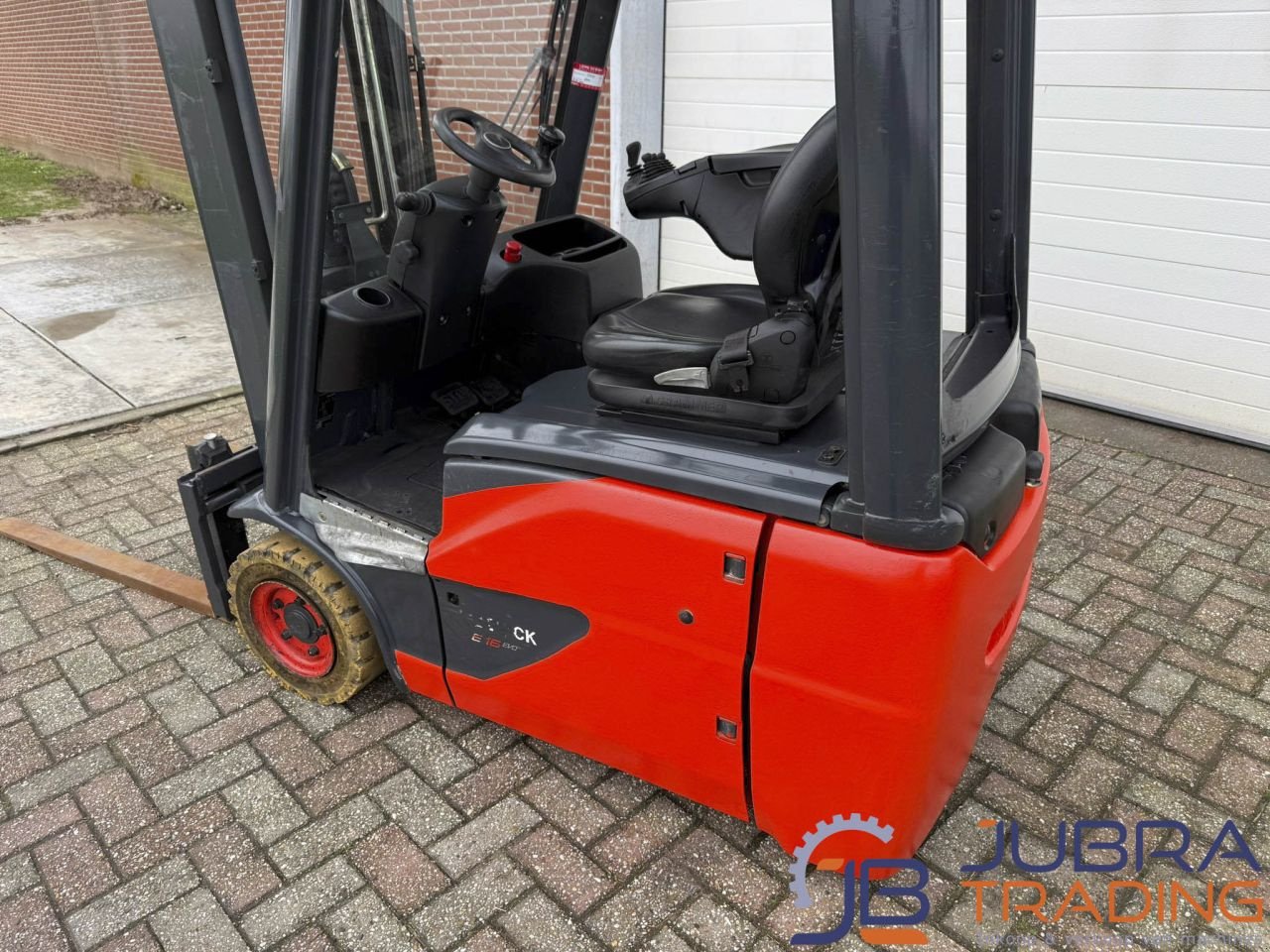 Frontstapler del tipo Linde E16C-02, Gebrauchtmaschine en Buggenum (Imagen 2)