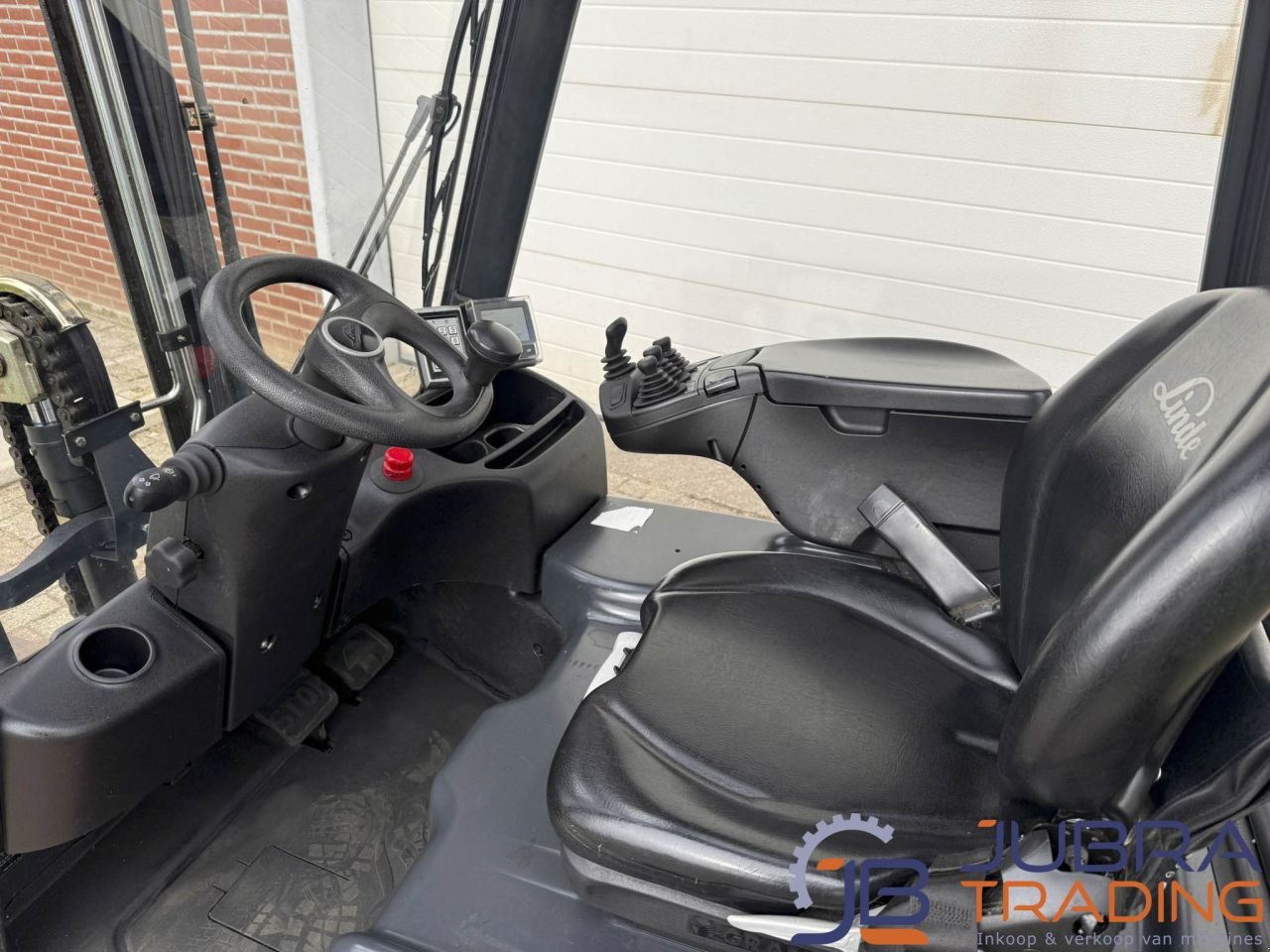 Frontstapler du type Linde E16C-02, Gebrauchtmaschine en Buggenum (Photo 8)