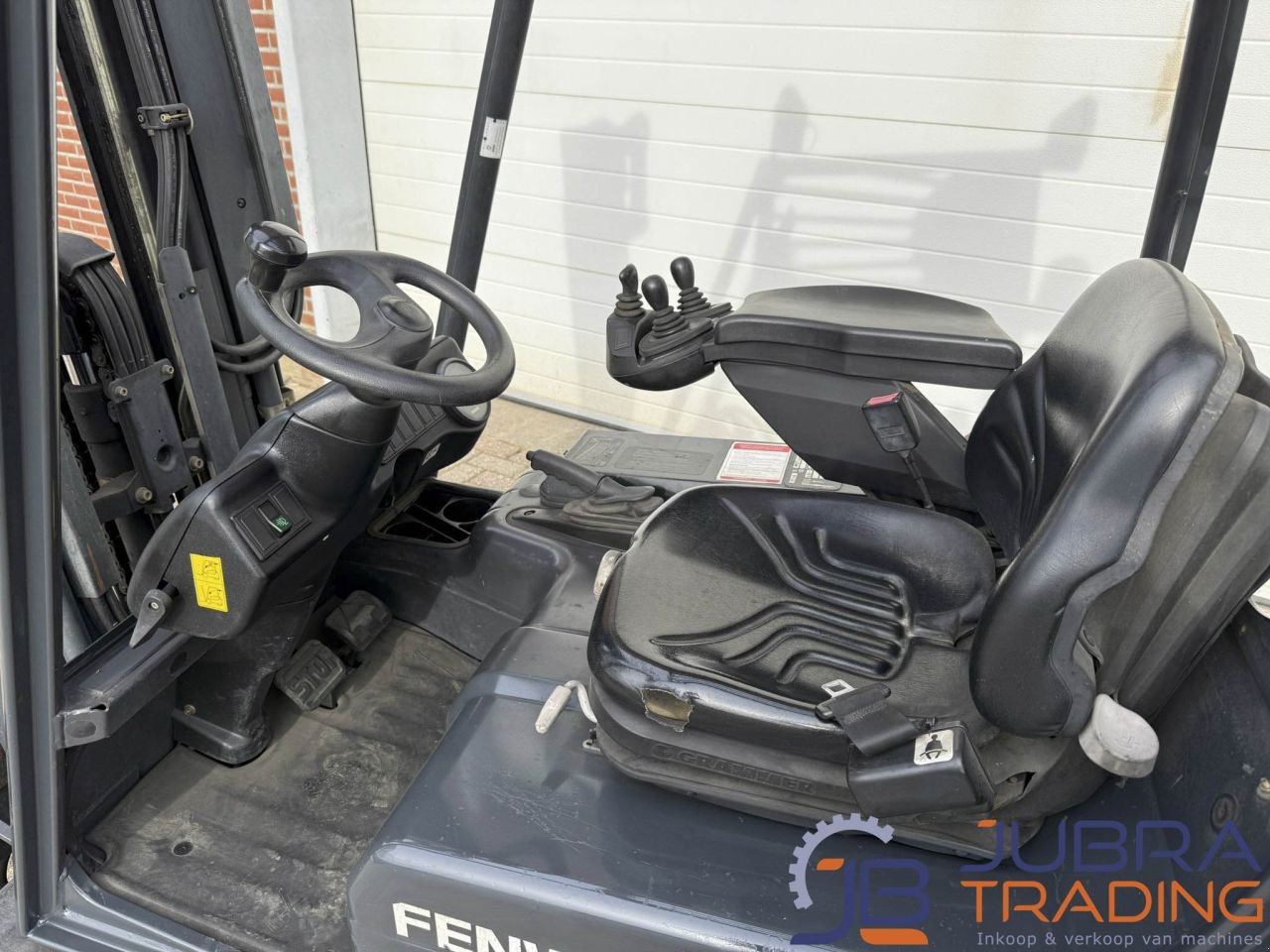 Frontstapler du type Linde E16C-02, Gebrauchtmaschine en Buggenum (Photo 11)