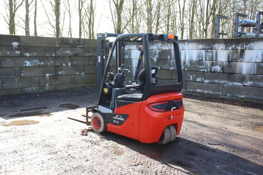 Frontstapler za tip Linde E16C, Gebrauchtmaschine u Antwerpen (Slika 3)