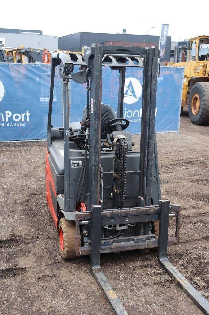 Frontstapler типа Linde E16C, Gebrauchtmaschine в Antwerpen (Фотография 7)
