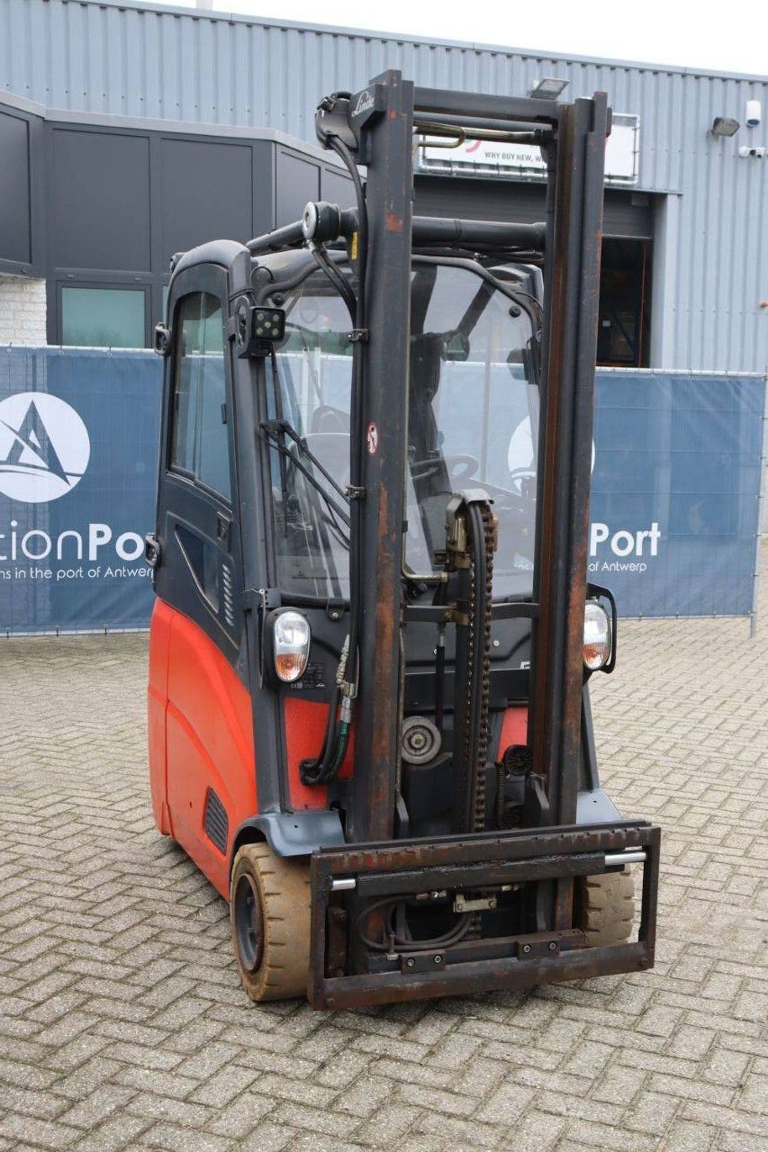 Frontstapler Türe ait Linde E16H-01, Gebrauchtmaschine içinde Antwerpen (resim 8)