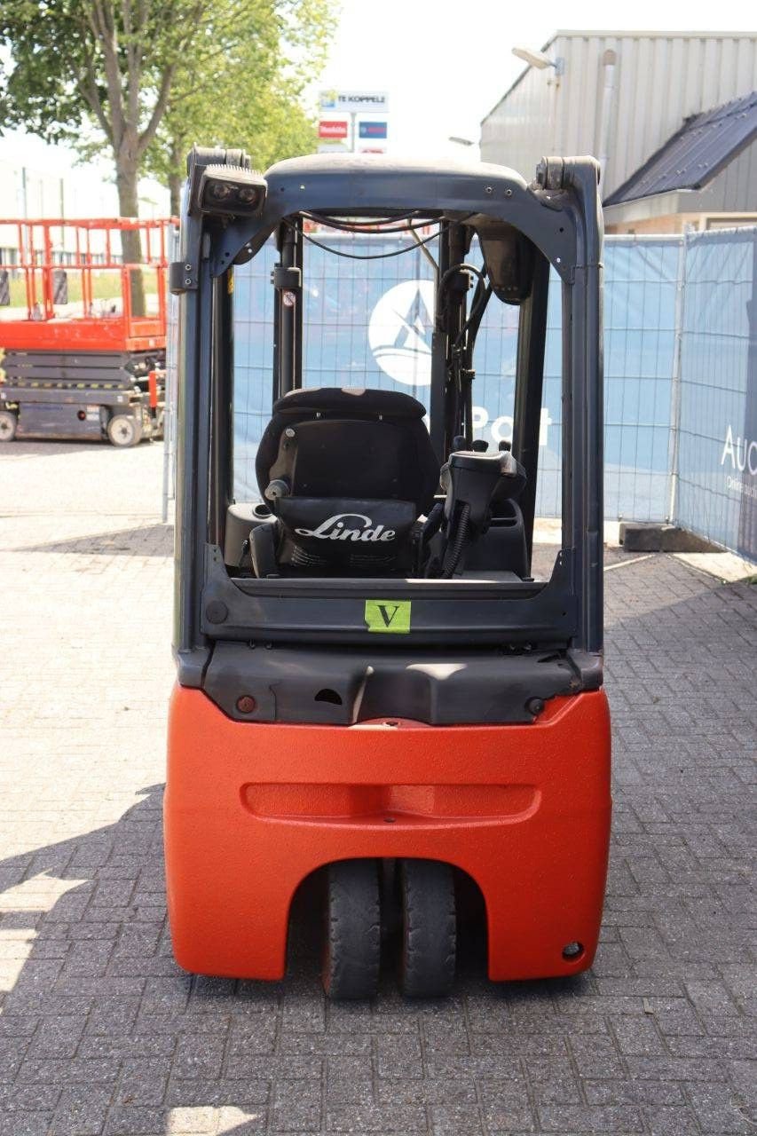 Frontstapler del tipo Linde E16L-02, Gebrauchtmaschine en Antwerpen (Imagen 5)