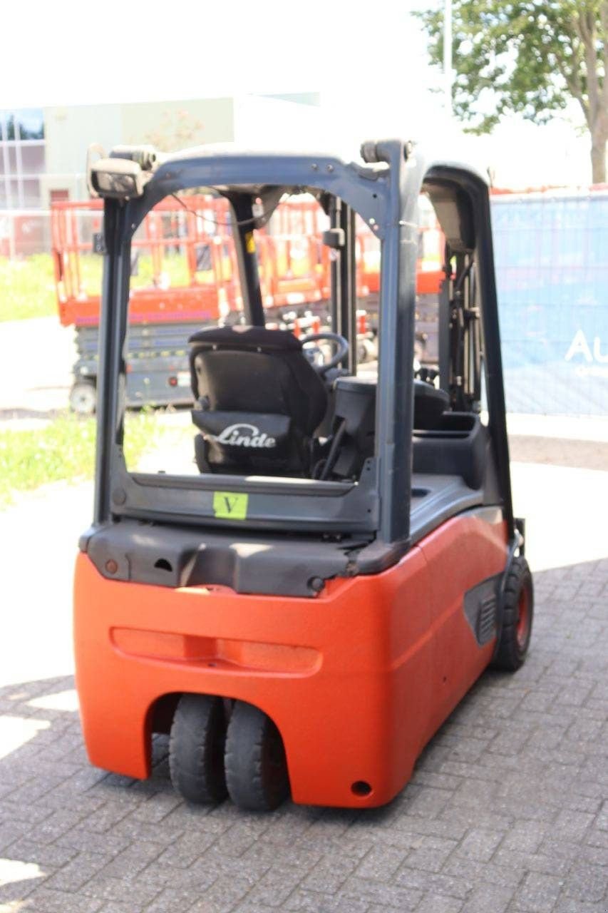 Frontstapler del tipo Linde E16L-02, Gebrauchtmaschine en Antwerpen (Imagen 7)