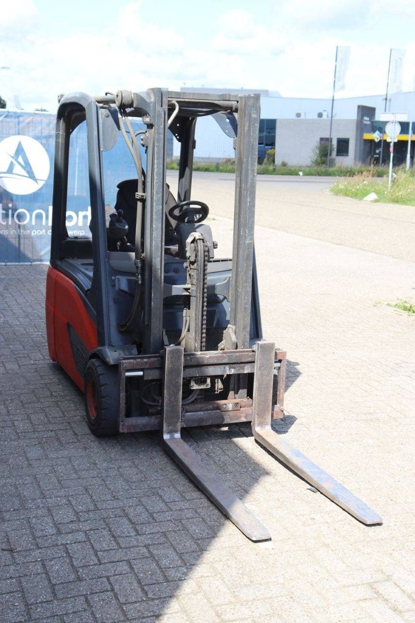 Frontstapler del tipo Linde E16L-02, Gebrauchtmaschine en Antwerpen (Imagen 8)