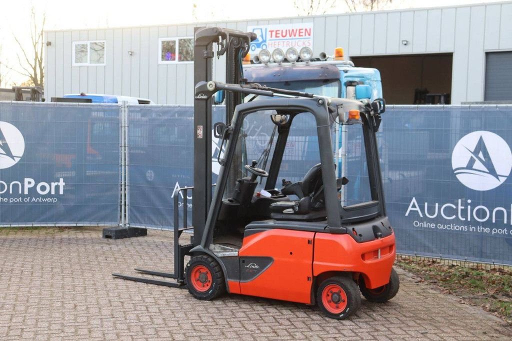 Frontstapler a típus Linde E16P-02, Gebrauchtmaschine ekkor: Antwerpen (Kép 3)
