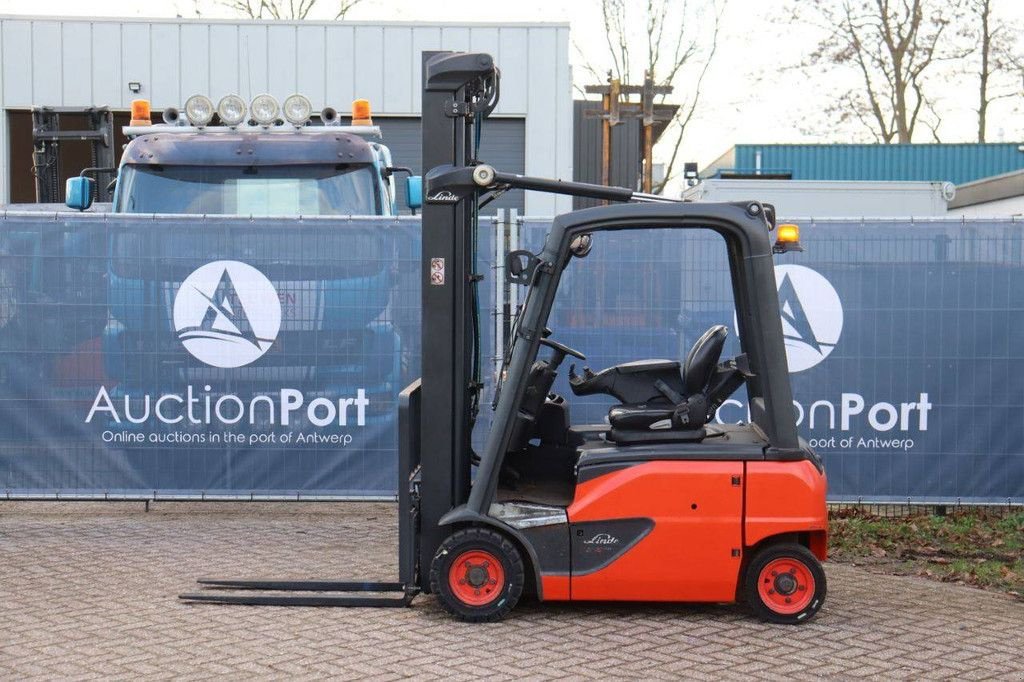 Frontstapler a típus Linde E16P-02, Gebrauchtmaschine ekkor: Antwerpen (Kép 2)